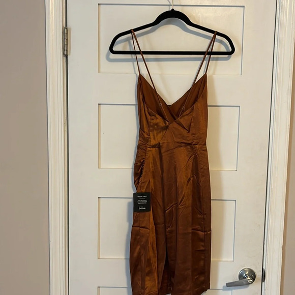 dress - Picture 4 of 6